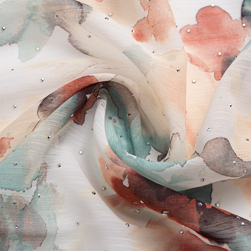 Chiffong, satin, silkesimitation hemtextilier/pyjamastyger